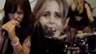 Death Valley Girls "Disco" Live at the BlindBlindTiger Speakeasy