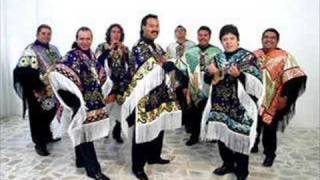 Amor Regresa Music Video