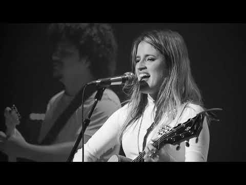 SWEET LIZZY PROJECT - 2000 Miles by The Pretenders (Live at The Ryman)