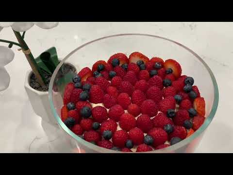 Fruits cake in 5 minutes (Valentines day cake)
