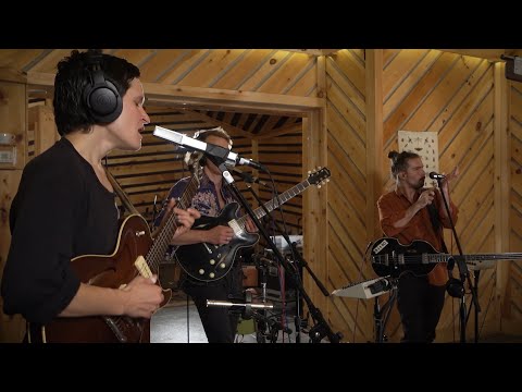 Big Thief - "Cattails" (Live at The Bunker Studio)