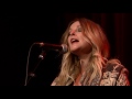 Elizabeth Cook - Straightjacket Love (eTown webisode #1111)