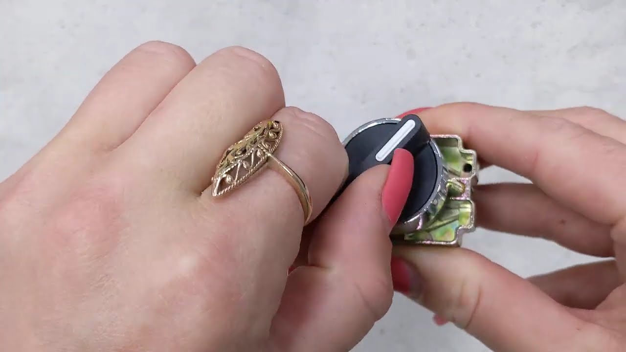 Кнопка поворотна АСКО-УКРЕМ XB2-BD41 на 2 положения с самовозвратом A0140010076