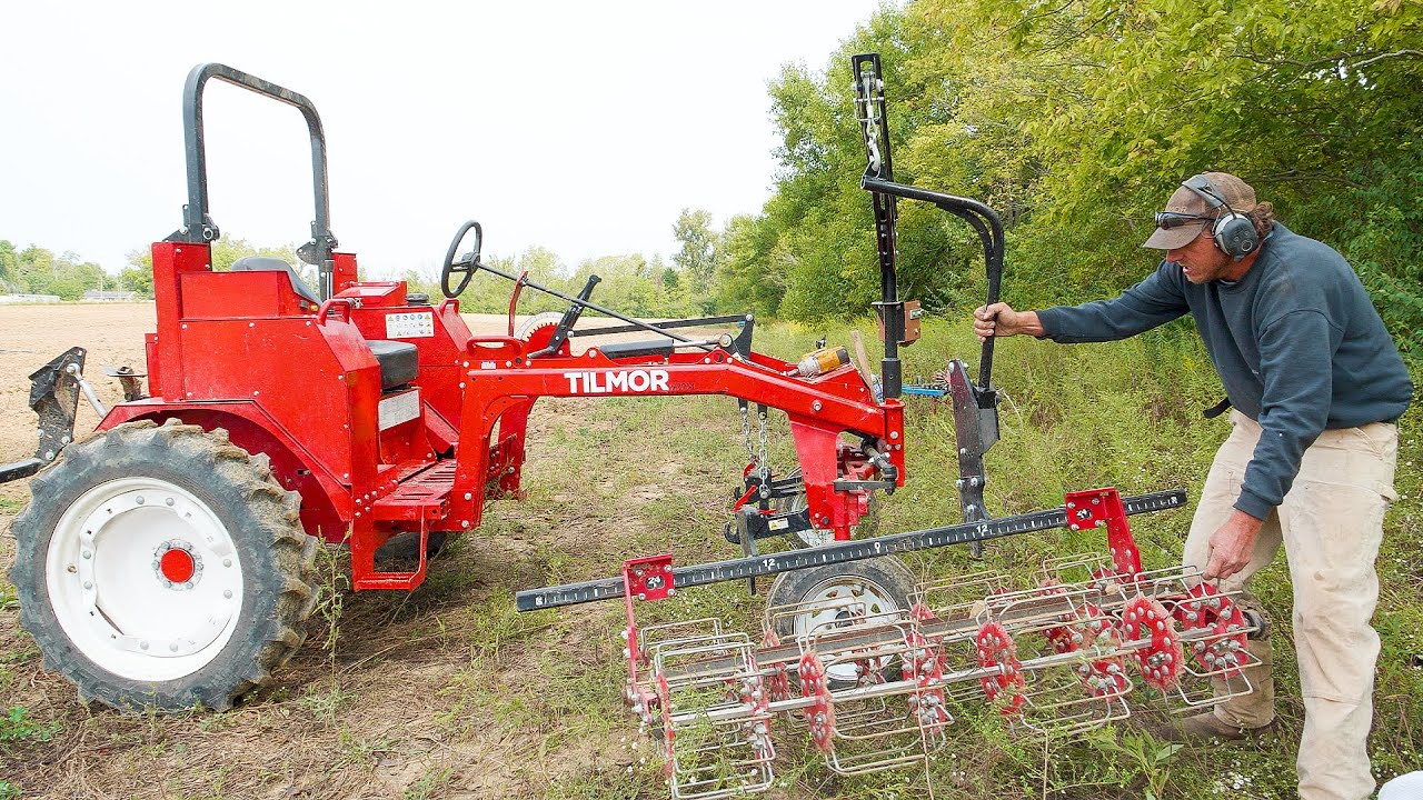 The Fastest Way To Change Mid Mount Tractor Implements In The Field