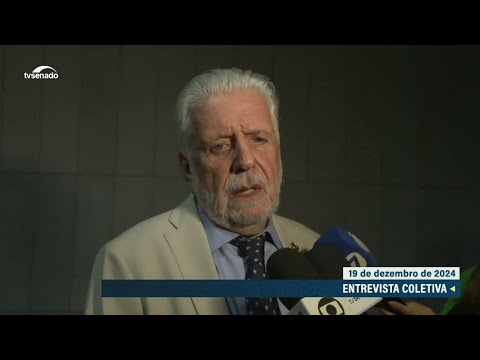 Wagner: governo deve tentar convencer relator para votar Orçamento ainda este ano