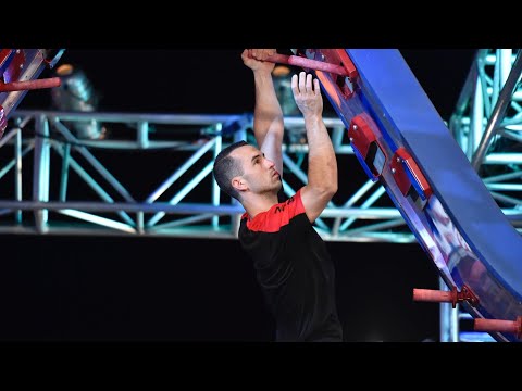 Joe Moravsky at the Vegas Finals: Stage 3 - American Ninja Warrior 2019