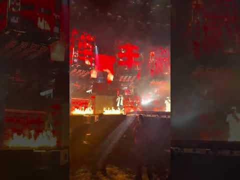 50 Cent performs "I'll Whip Ya Head Boy" at the O2 - TheFinalLapTour 11/11/2023