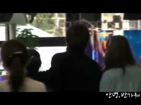 [FC][100923] SHINee JongHyun - He Is Soo Cute with his Noona @ After Dubus Musical