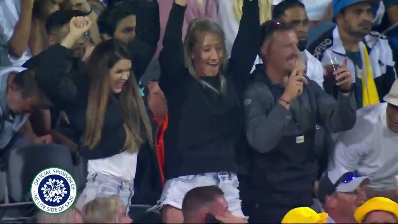Lite Side of SA20 | Joburg Super Kings v Pretoria Capitals | Castle Lite Fun Moment