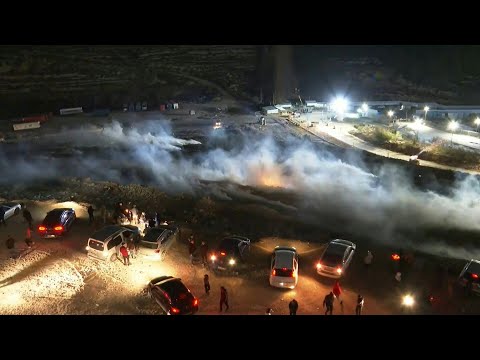 Israeli forces clash with Palestinians outside Ofer prison ahead of prisoner release | AFP