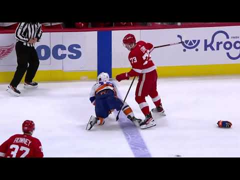 NHL Fight - Islanders @ Red Wings - Wahlstrom vs Erne - 04/12/2021