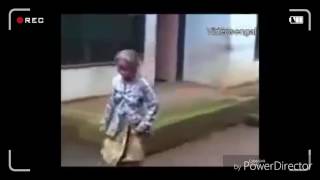 Download lagu Aksipara nenek-nenek. Bertengkar mp3