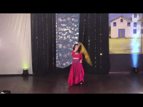 1° lugar solo amador tradição (até 30 anos) - Núcleo ClaraLuz de dança - Bruna Iaquelli