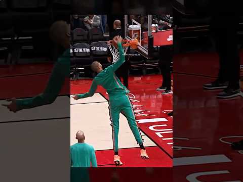 Wemby PLAYING on a MINI HOOP 🔥👽 #shorts