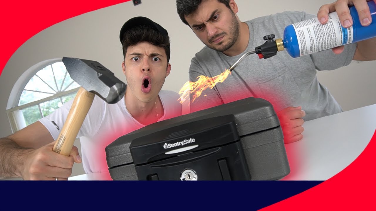 ABRIMOS O COFRE MAIS SEGURO DO MUNDO ( ft. Área Secreta)