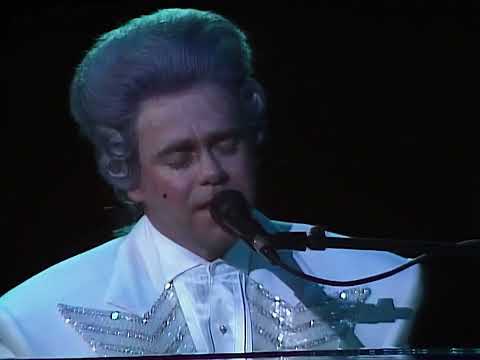 Elton John LIVE HD - Candle In The Wind (Sydney, Australia) | 1986