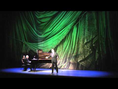 Joseph Calleja sings Parlami d'amore, Mariù | Grange Park Opera