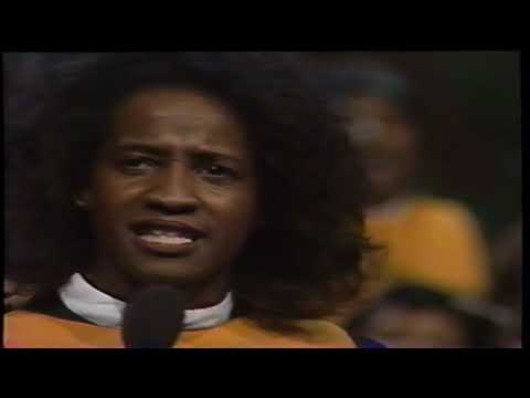 Florida Mass Choir - A Love That Last