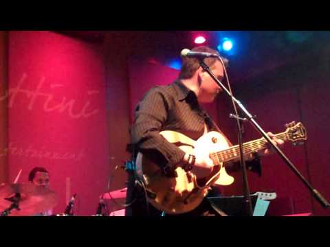 MAX V performs Superstition live at Spaghettinis