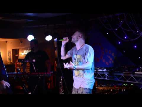 Dub FX f. Andy V performing Back to Basics 'Live' at The Republic Bar, Hobart