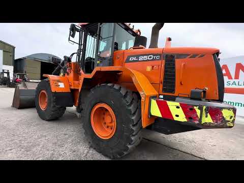2013 DOOSAN DL250 LOADING SHOVEL ...8,055 hrs. - Image 2