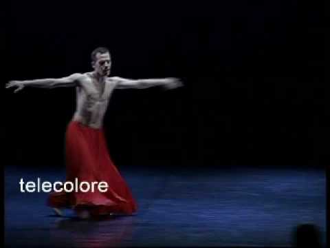 Vincenzo Capezzuto dances "FANDANGO"