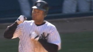 Jeter hits walk-off home run off of Foulke