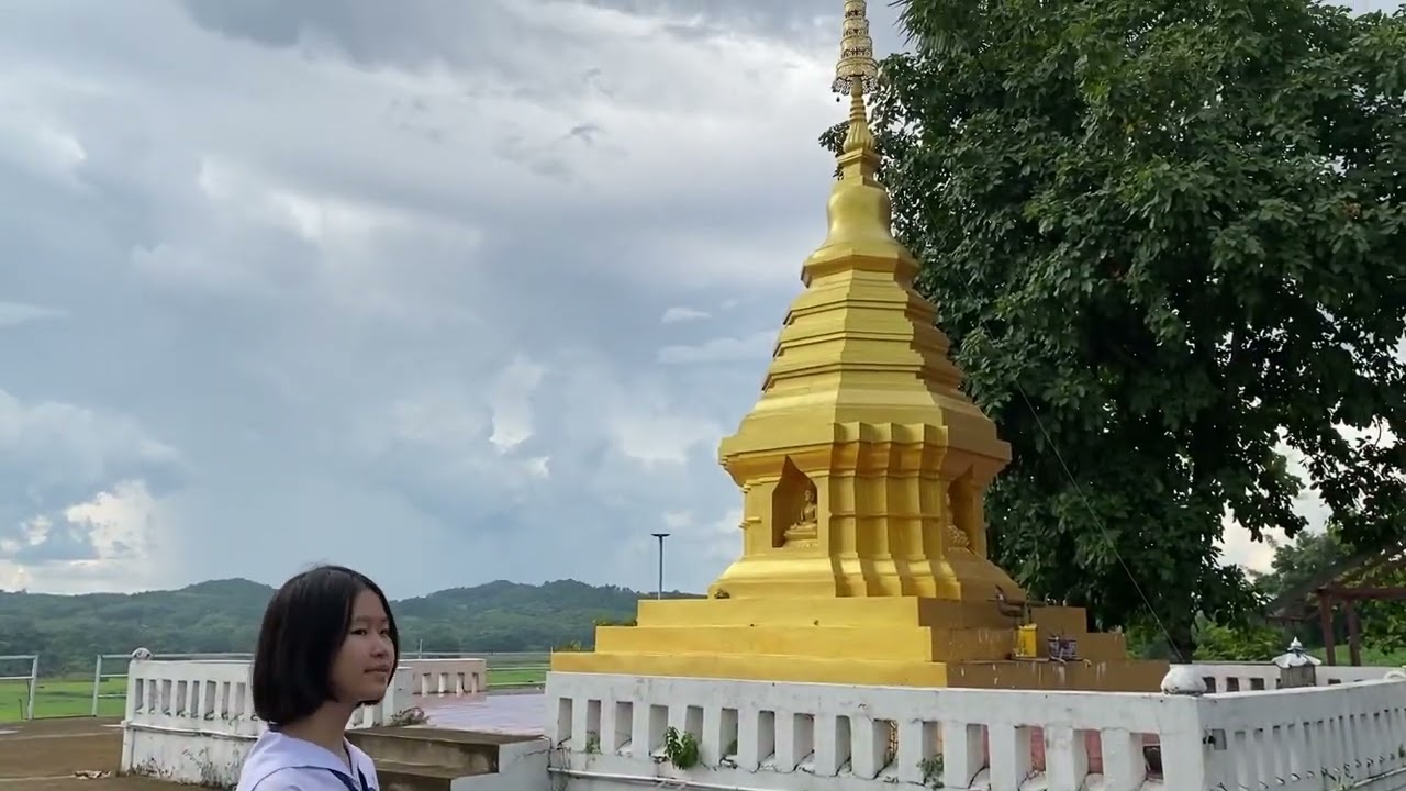Wat Phra That Sisaket