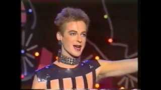 Julian Clary - Wandering Star