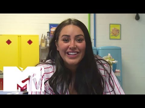 GEORDIE SHORE 15 | 12 VERY PERSONAL QUESTIONS WITH MARNIE SIMPSON - MTV SHOWS