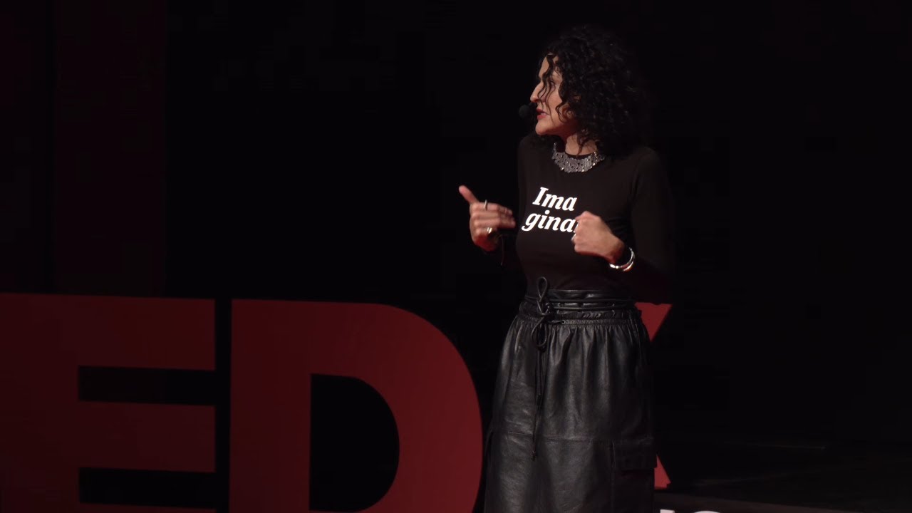 El Retorno de la Imaginación | Claudia Patricia Restrepo Montoya | TEDxUniversidad EAFIT