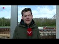 Eerste liggers viaduct Hogering in Almere ingehesen