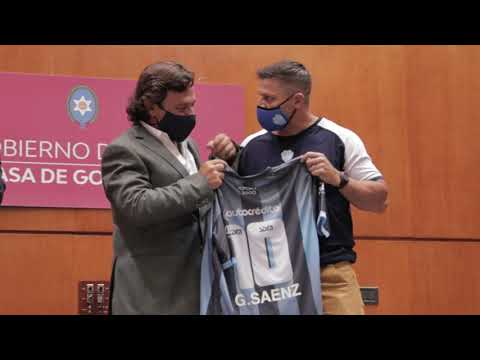 El Gobernador entregó un reconocimiento a Gimnasia y Tiro por su ascenso al Federal A