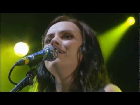Amy Macdonald - Love Love (T in the Park 2012)