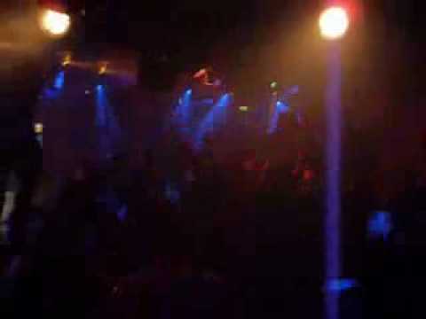 El cavano & Mister ri Spins - Brothers D & maron iks - cocktail shaker @ 2:21