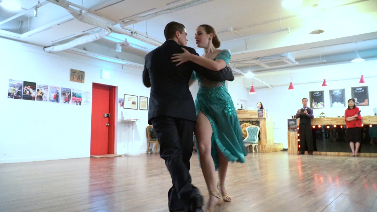 [ Tango ] 2018.04.08 - Alejandro Ferreyra & Fernanda Grosso - Show No.4