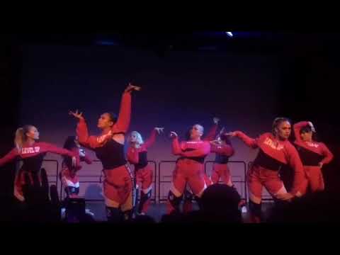 download lagu mp3 mp4 The Royal Family Europe Tour 2019 Tickets, download lagu The Royal Family Europe Tour 2019 Tickets gratis, unduh video klip The Royal Family Europe Tour 2019 Tickets