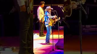 Dwight Yoakam &quot;The coldest winter I&#39;ve ever spent is the summer I lived in San Francisco&quot;