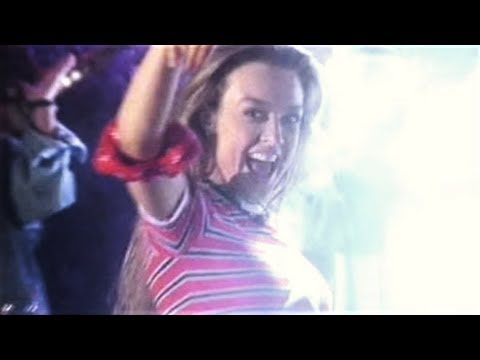 Fey :: Me Enamoro De Ti [Video Oficial]