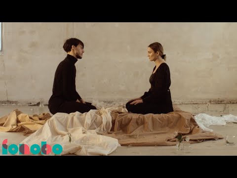 Pola Chobot & Adam Baran - Trzeba mi (Official video)