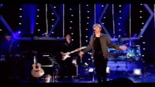 David Bowie - 5.15 the Angels Have Gone (Live on Jools Holland 2002)