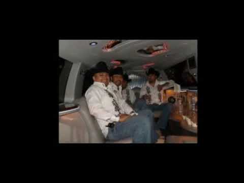 Revolución Norteña  ft Linces boys no voltee bandera