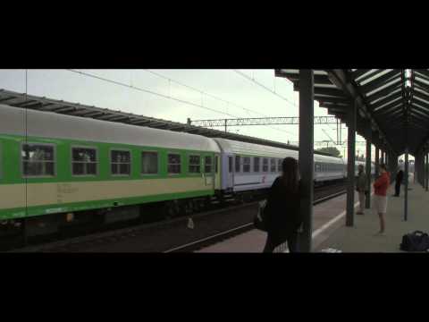 EP08 008 przelatuje przez Poznań Wschód