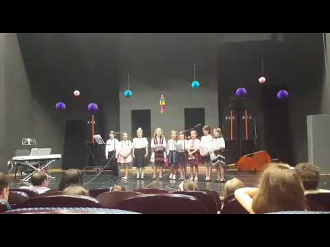 "Cucuruz  cu frunza n sus"