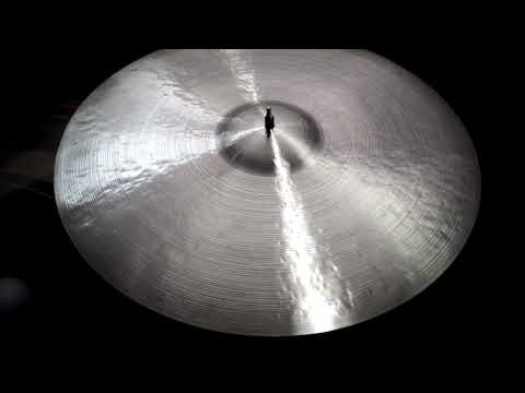 22, 2173g - Handcrafted cymbals by Craig Lauritsen