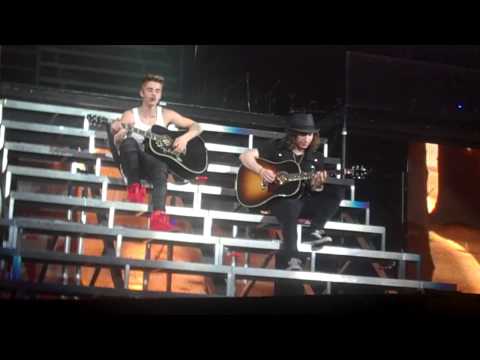 BE ALRIGHT AND FALL- JUSTIN BIEBER- BEING CUTE WITH DAN