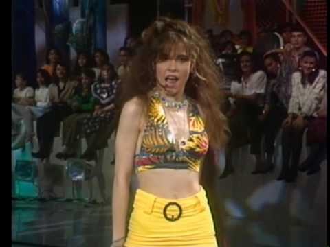 Gloria Trevi - Agárrate (Presentación Televisiva)