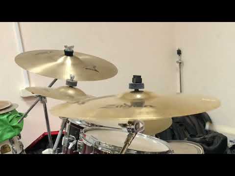 Zildjian 18” S Family Medium Thin Crash 1422g vs. Zildjian 18” A Medium Thin Crash 1407g