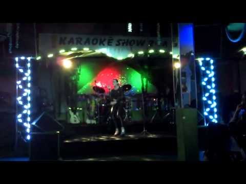 IDALMA DANDO UM SHOW NO KARAOKÊ...