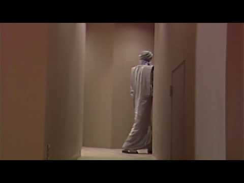 wild wild country - crazy end of episode 2 with dorks scampering around with guns